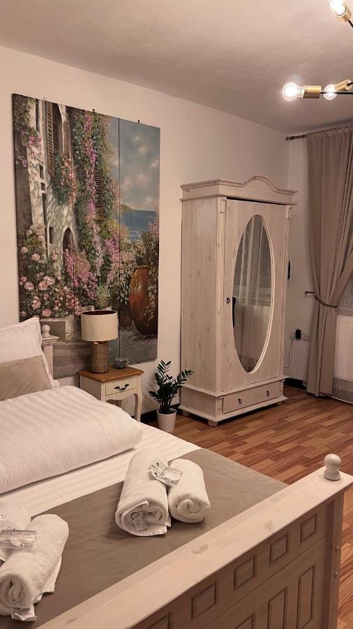 Charming Apartament Sibiu Eksteriør bilde